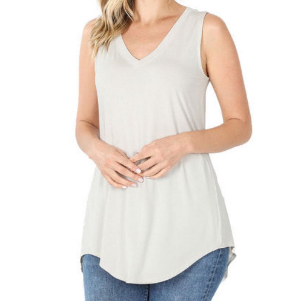 PLUS LUXE RAYON SLEEVELESS V-NECK HI-LOW HEM TOP